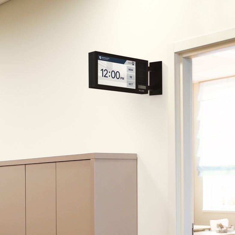 IP Display Speaker wall-mounted in school hall